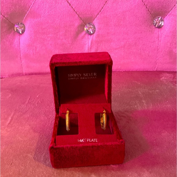 Simply Silver, OS, Gold - Picture 1 of 4